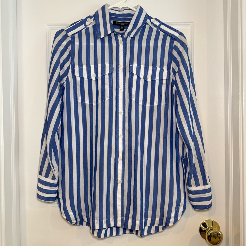 Banana Republic Parker Blue and White Striped Button Down Shirt Size XS